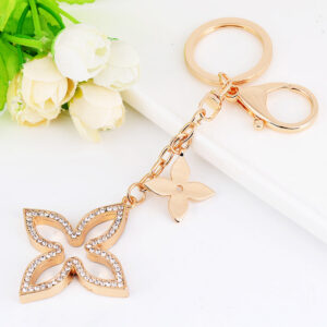 Luxury Gold Flower Keychain | Elegant Floral Bag Charm for Women | Gold-Plated Keyring | Stylish Purse Accessory | Feminine Gift for Her